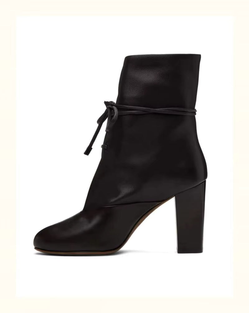 Women's Black Leather Ankle Boots, Lace-up Detail, Chunky Heel, Loose Fit, Stylish Casual, Autumn/Winter Fashion