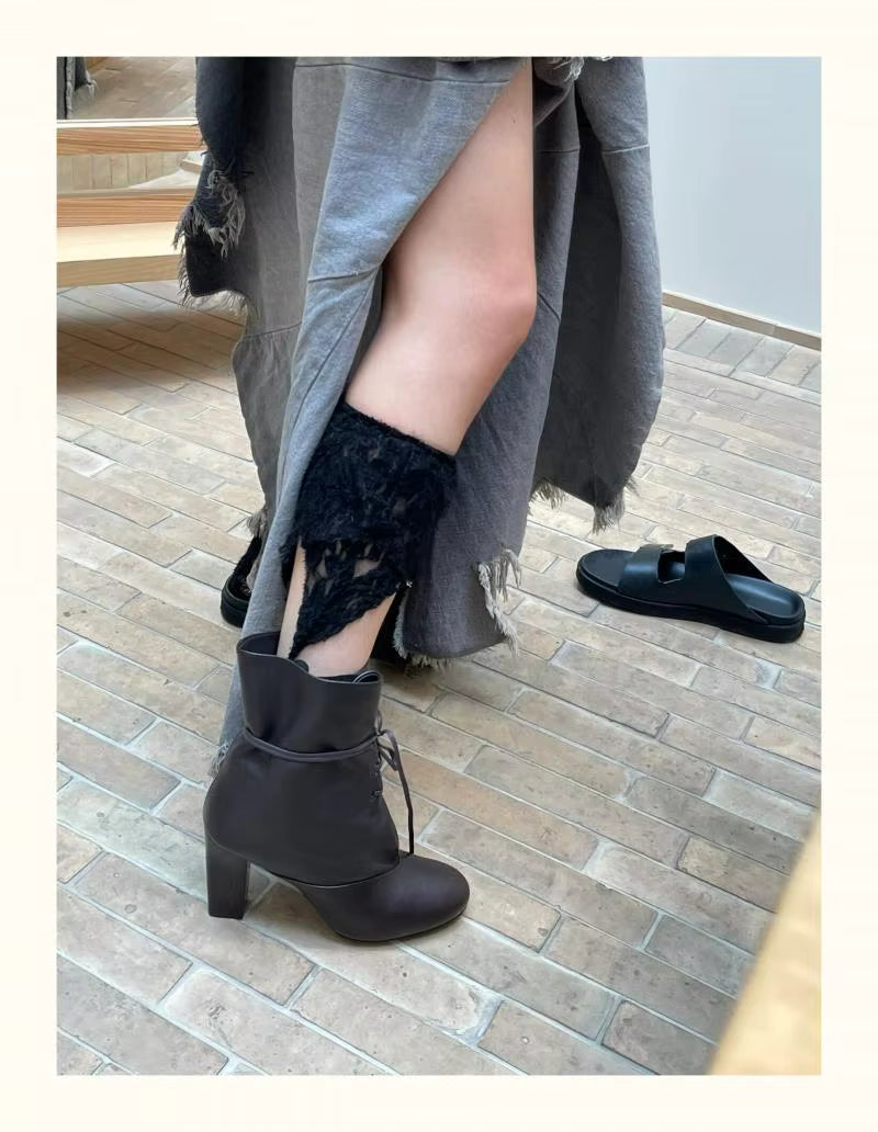 Women's Black Leather Ankle Boots, Lace-up Detail, Chunky Heel, Loose Fit, Stylish Casual, Autumn/Winter Fashion